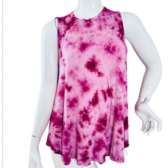 Lane Bryant Tops - lane bryant tie dye top pink size 14/16